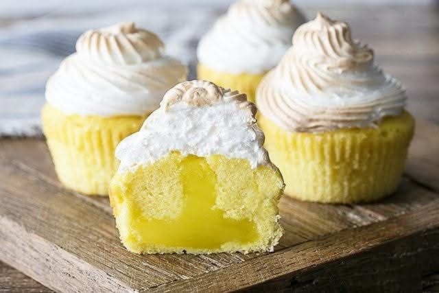 Lemon Meringue Cupcakes