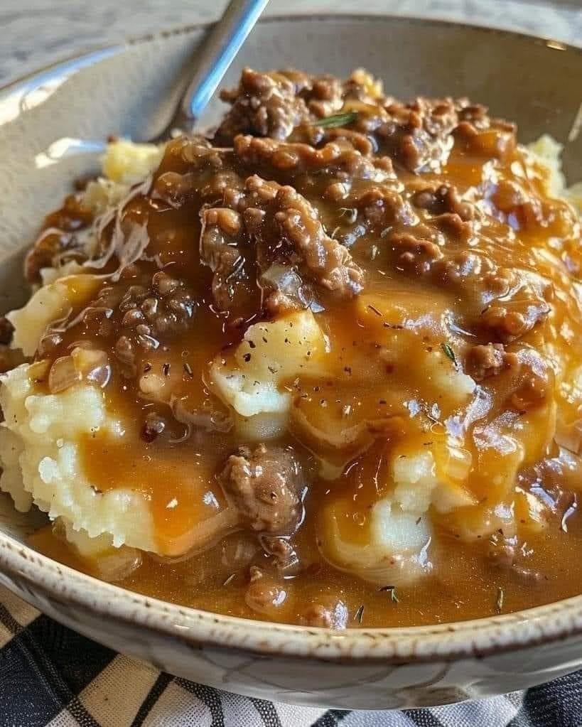 Recipe for Beef and Gravy with Mashed Potatoes
