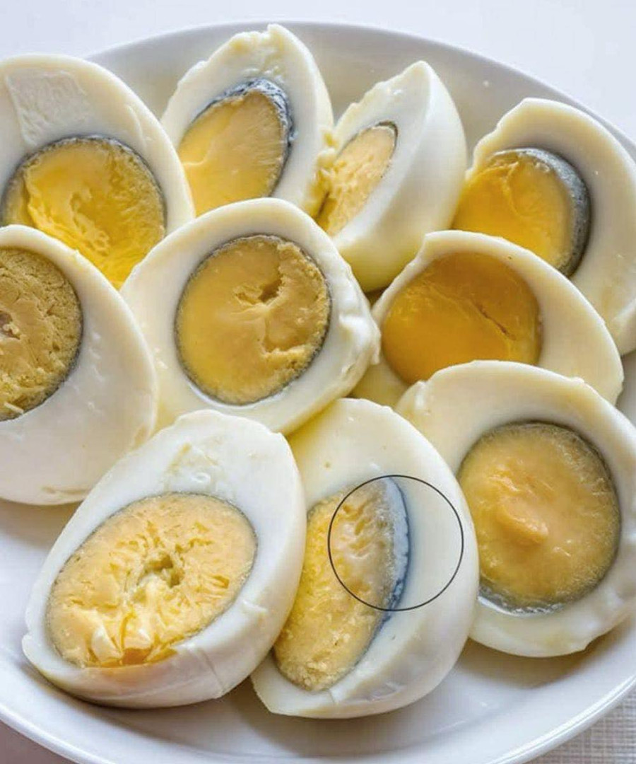 How to Make Perfect Hard-Boiled Eggs Every Time—Without That Ugly Green Ring